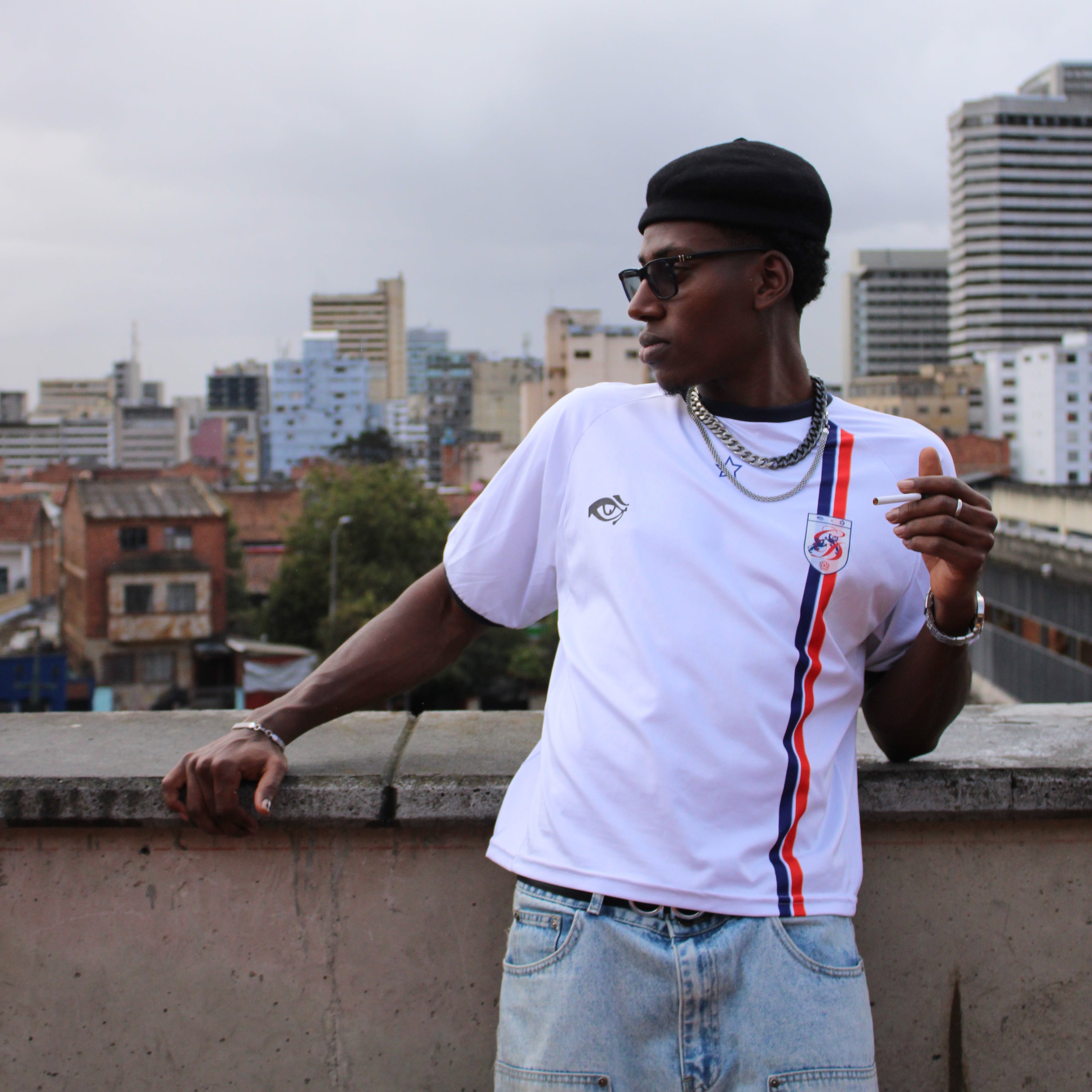 FOOTBALL SHIRT BOYS DON'T CRY