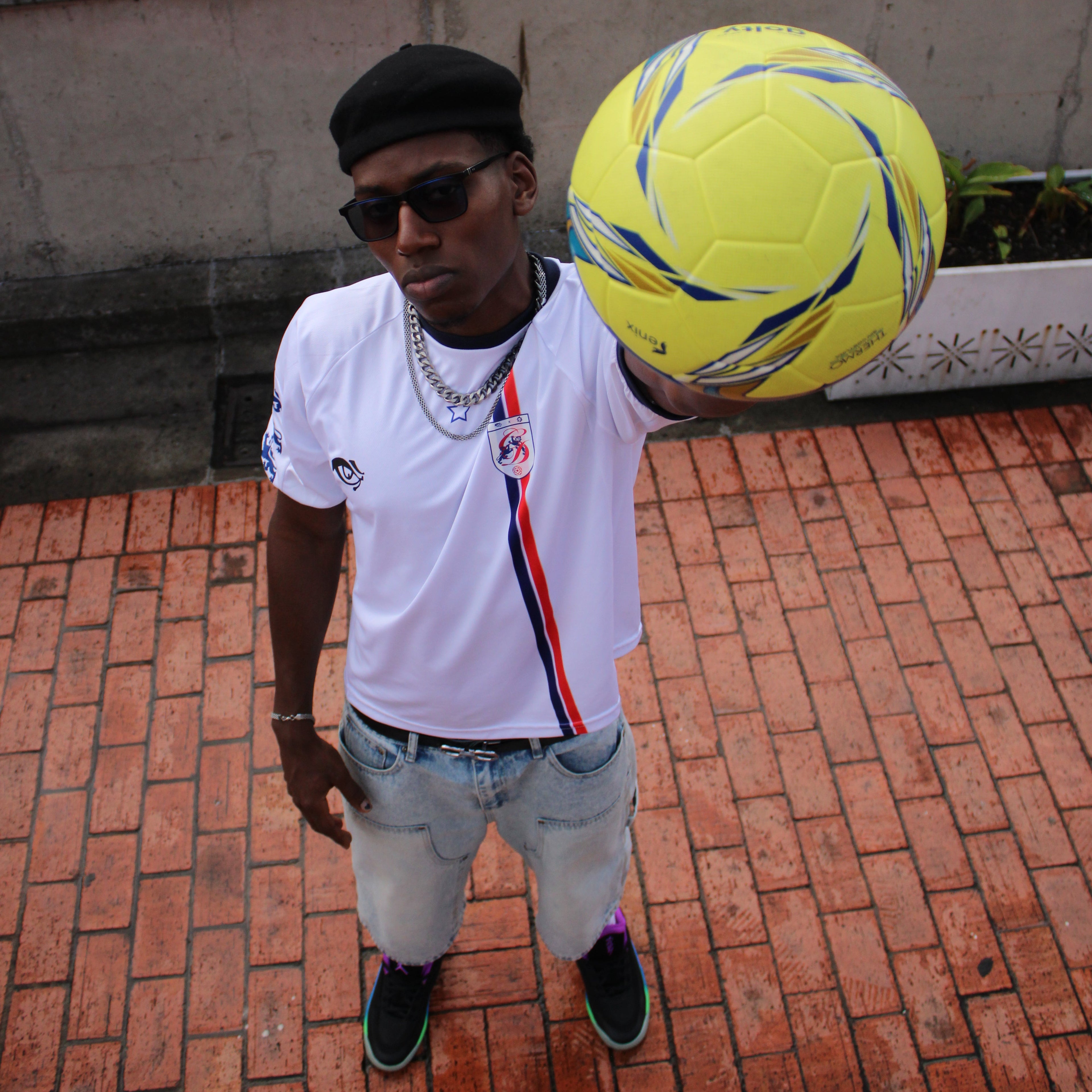 FOOTBALL SHIRT BOYS DON'T CRY